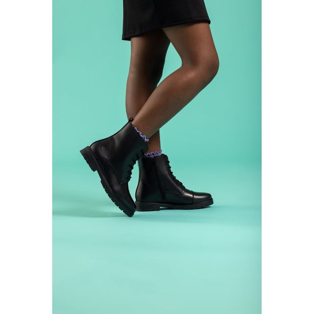 Stylish and hardwearing; the Lauren is sure to be a winner with its trendy styling and treaded sole. Featuring easy on and easy off hidden inside zip and lace up fastening, this boot will keep feet to feel secure and warm throughout the school day.