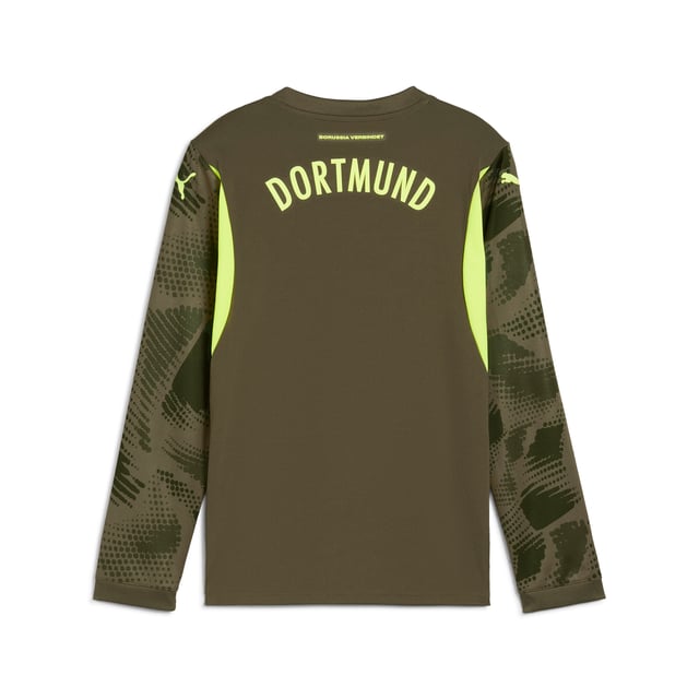 PRODUCT STORY: Defend your goal in this official BVB long-sleeved goalkeeper jersey. This top keeps you focused and agile between the posts with dryCELL tech wicking sweat and strategic mesh inserts to keep you cool and comfortable. Display the iconic badge with pride and channel your inner BVB hero. FEATURES & BENEFITS: dryCELL: Performance technology designed to wick moisture from the body and keep you free of sweat during exercise; As part of the RE:FIBRE program, this garment is made of at least 95% recycled material from textile waste and other used materials. DETAILS: Regular fit; 170 gsm, Jacquard; Mesh inserts; Crew neck; Long sleeves; Official team branding; PUMA Youth: Recommended for older kids between 8 and 16 years.