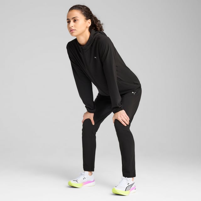 PRODUCT STORY: Stay ahead of the game with the RUN VELOCITY jacket. Featuring ergonomic cutlines for freedom, dryCELL technology to keep you dry, and handy pockets for your essentials. The adjustable waistband and sleek design make it perfect for your daily run. FEATURES & BENEFITS: Made with at least 90% recycled materials; dryCELL: Performance technology designed to wick moisture from the body and keep you free of sweat during exercise. DETAILS: Regular fit; Full zip; Regular length; Long sleeves; PUMA branding details.