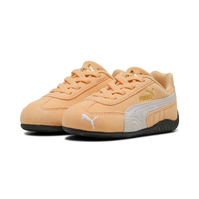 PRODUCT STORY: An icon of racing culture, the PUMA Speedcat has been synonymous with speed, precision, and unparalleled performance for over 25 years. Over the decades it found itself on a new circuit â€“ transcending the tracks of Monaco for the streets of global fashion capitals. Your little fashionista will stand out in this version featuring a suede upper and bold suede PUMA Formstrip. DETAILS: Regular width; Suede upper; Elasticated closure; KinderFit sockliner print to ensure correct fit; PUMA branding details; PUMA Toddlers: Recommended for toddlers between 0 and 4 years; Upper: Leather; Lining: Textile; Sockliner: Textile; Outsole: Rubber.