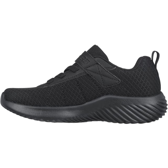 Feet-loving comfort and athletic style combine in Skechers Bounder - Baronik. This lightweight sneaker features a mesh and synthetic upper with stretch laces, an adjustable instep strap, and a cushioned comfort insole.