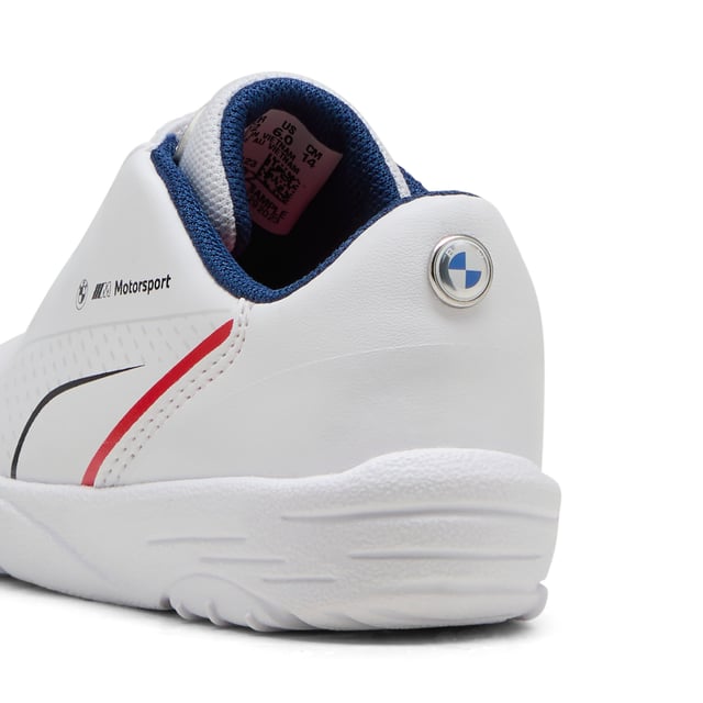 PRODUCT STORY: Unleash your inner racer with PUMA's BMW M Motorsport Drift Cat 11. Featuring BMW's iconic colours, a sleek synthetic upper, and a durable rubber sole, these kicks are perfect for fans who crave style and performance. Feel the thrill! FEATURES & BENEFITS: The upper of the shoes is made with at least 20% recycled materials. DETAILS: Regular width; Synthetic upper; Elasticated closure for quick on-and-off; Rubber outsole; Iconic BMW M Motorsport colours; PUMA Toddlers: Recommended for toddlers between 0 and 4 years.