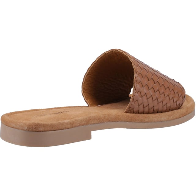 Hush Puppies Hetty Slide Leather Women's Tan Sandals Effortless summer style couldn't be easier thanks to the Hetty Slide, with its soft woven leather upper, easy wear mule styling, and a memory foam insole and flexible lightweight outsole this is the perfect choice for warm days and evenings