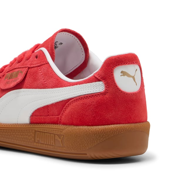 PRODUCT STORY: Straight from the archives, it is the PUMA Palermo. This classic terrace shoe builds on PUMA is heritage within football, while appealing to today is sneakerheads and fashion mavens. This execution features a suede base and leather formstrip with foil printed PUMA branding. FEATURES & BENEFITS: PUMA is leather products support responsible manufacturing via the Leather Working Group.  DETAILS: Suede base; Leather formstrip and FOT; Suede tongue with debossed PUMA branded label and mesh backing; Foil printed PUMA branding on quarter panel flap; Screen printed PUMA branding on FOT; Synthetic leather lining.