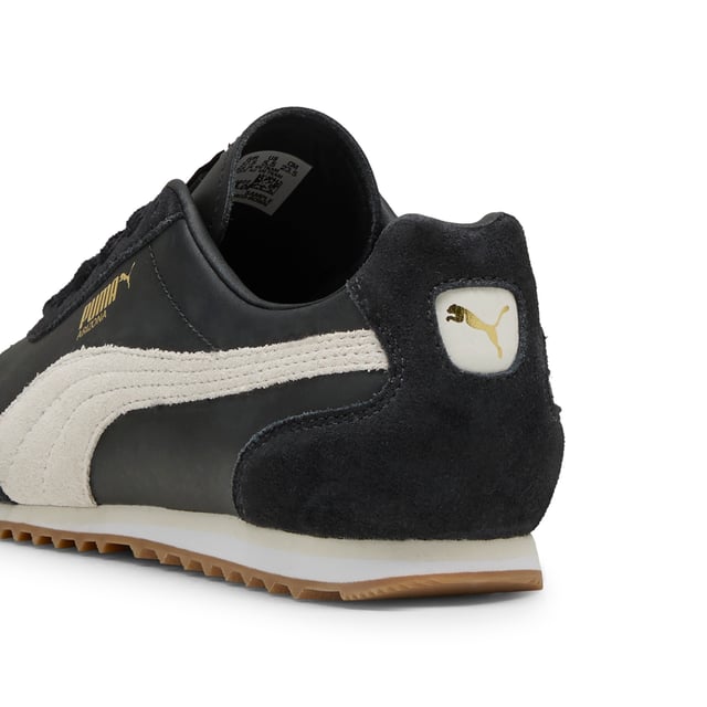 PRODUCT STORY: Straight from our 1970s archive, the Arizona was a low-slung training shoe used for a variety of sports. Now it's back with its classic look and timeless appeal. This version features the Arizona's signature short toe box alongside suede overlays and a leather base. The plush EVA midsole deliver comfort and cred with every laid-back step. DETAILS: Textile upper; Suede overlay; Textile insole; EVA midsole; Rubber outsole; PUMA branding details.