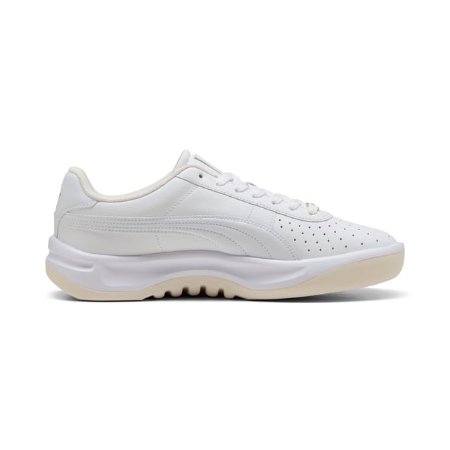 PRODUCT STORY: Step up your sneaker game with these retro-inspired kicks. Featuring a synthetic leather base, perforated vamp, and PUMA branding, these shoes blend heritage with modern flair. Mesh lining and Ortholite sockliner ensure breathability and comfort for all-day wear. DETAILS: Synthetic base; Synthetic perforated vamp; Synthetic leather eyestay; Mesh lining; PUMA branding details.