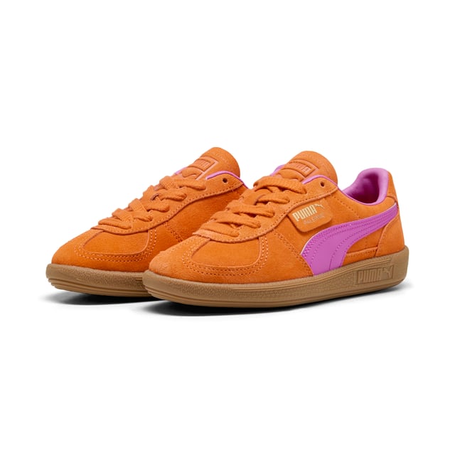 PRODUCT STORY: A terrace legend from our archives returns: The Palermo. The silhouette debuted back in the early '80s, where it quickly became a staple among the terrace crowds in British football stadiums. Now, we ive brought it back for the fans. Like the original, the Palermo is complete with its signature tag at the upper, a T-toe construction, and, of course, the classic gum sole. FEATURES & BENEFITS: PUMA is leather products support responsible manufacturing via the Leather Working Group. DETAILS: Leather upper; Synthetic lining; Debossed and foil-printed PUMA branding on quarter panel tab and heel cap; Leather-coated Formstrip; Rubber midsole; Rubber outsole; PUMA Youth: Recommended for older kids between 8 and 16 years.