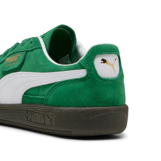 PRODUCT STORY: A terrace legend from our archives returns: The Palermo. The silhouette debuted back in the early '80s, where it quickly became a staple among the terrace crowds in British football stadiums. Now, we ive brought it back for the fans. Like the original, the Palermo is complete with its signature tag at the upper, a T-toe construction, and, of course, the classic gum sole. FEATURES & BENEFITS: PUMA is leather products support responsible manufacturing via the Leather Working Group. DETAILS: Leather upper; Synthetic lining; Debossed and foil-printed PUMA branding on quarter panel tab and heel cap; Leather-coated Formstrip; Rubber midsole; Rubber outsole; PUMA Youth: Recommended for older kids between 8 and 16 years.