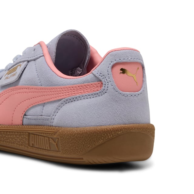 PRODUCT STORY: A terrace legend from our archives returns: The Palermo. The silhouette debuted back in the early '80s, where it quickly became a staple among the terrace crowds in British football stadiums. Now, we ive brought it back for the fans. Like the original, the Palermo is complete with its signature tag at the upper, a T-toe construction, and, of course, the classic gum sole. FEATURES & BENEFITS: PUMA is leather products support responsible manufacturing via the Leather Working Group. DETAILS: Leather upper; Synthetic lining; Debossed and foil-printed PUMA branding on quarter panel tab and heel cap; Leather-coated Formstrip; Rubber midsole; Rubber outsole; PUMA Youth: Recommended for older kids between 8 and 16 years.
