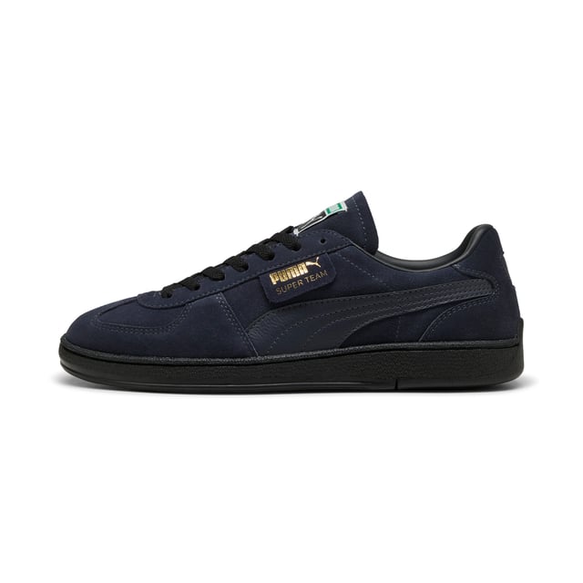 PRODUCT STORY: The Super Team sneakers first hit the scene in 1982. Fast forward to the 2020s and we're bringing it back. This version stays true to the OG, made for handball goalkeepers, with a suede upper and leather PUMA Formstrip on the side. FEATURES & BENEFITS: PUMA's leather products support responsible manufacturing via the Leather Working Group.  DETAILS: Leather upper; Suede tongue; Breathable synthetic collar; Mesh OrthoLite footbed; Leather PUMA Formstrip.