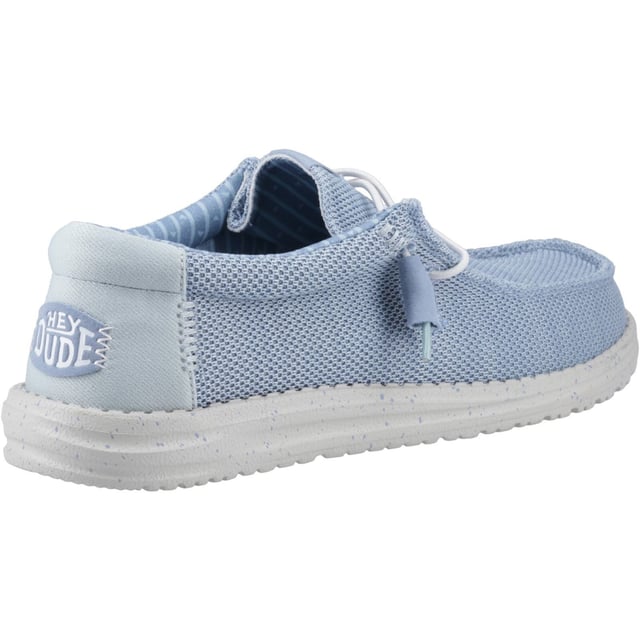 Stretch with the best in Wally Stretch Sox. Classic HEYDUDE™ construction, stretch mesh material upper and elastic laces mean slip-on ease, comfort and lightness from top to bottom. Rock it all in foot-hugging style.