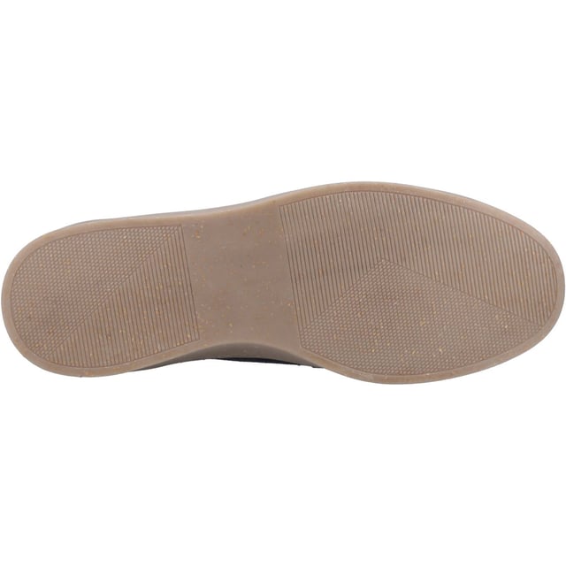 Hush Puppies Rafael Wildleder Herren Schnürschuhe in Marineblau Mit einem Obermaterial aus Wildleder, detailliertem Mokassin-Zehenbereich und einer Memory-Schaum-Einlegesohle für den ganzen Tag Komfort ist der Rafael eine stilvolle Wahl für den täglichen lässigen Stil.