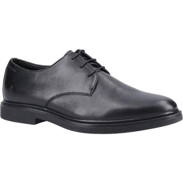 Hush Puppies Kye Leren Zwarte Veterschoenen voor Heren Een klassieke slimme stijl perfect voor op kantoor, de Kye beschikt over een comfortabele kusseninlegzool, textielen voering en leren kraag om je de hele dag door comfortabel te houden.