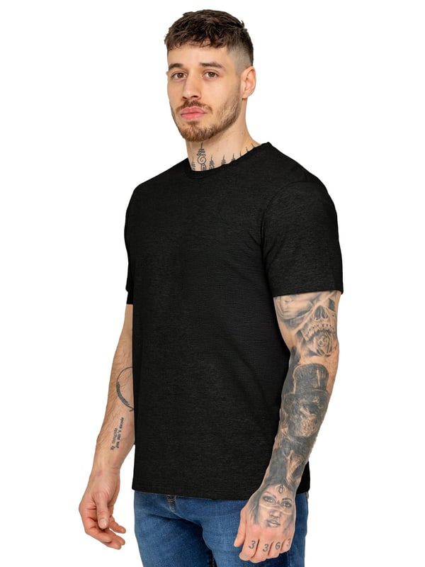 Upgrade your essentials with the Kruze Men’s T-Shirt, a set of five versatile tees designed for all-day comfort and classic style. Made from premium cotton, these t-shirts offer a soft, breathable feel, ideal for any season. Featuring a regular fit with a crew neck and short sleeves, each shirt provides a comfortable and flattering silhouette that pairs well with jeans, joggers, or shorts. The Kruze branding on the chest adds a touch of understated style, making these tees easy to dress up or down. Perfect for layering or wearing solo, this five-pack offers both quality and convenience, making it a must-have for any wardrobe. (159)