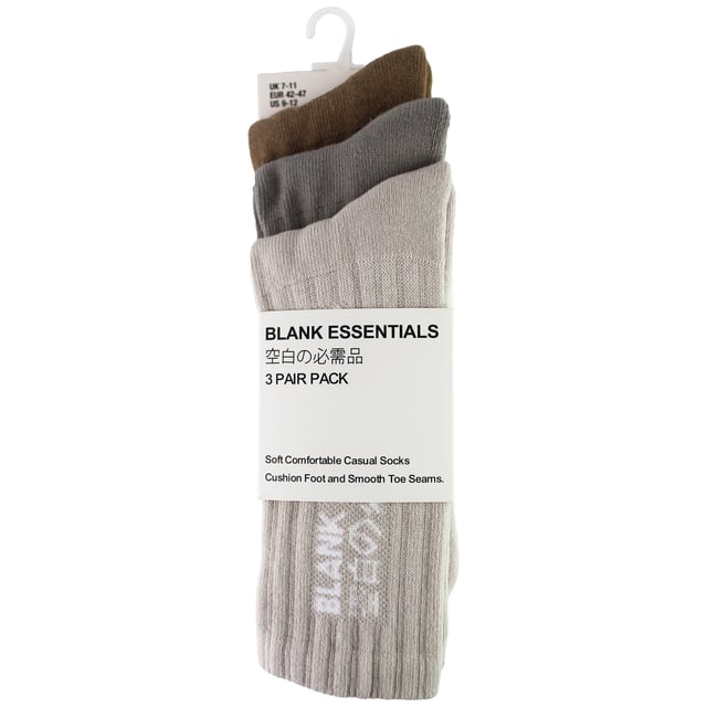 3 Pairs Mens Cotton Sport Crew Socks BLANK ESSENTIALS 3 Pack Cotton Socks: Step into a world of unmatched comfort and subtle style with the BLANK ESSENTIALS 3 Pack Cotton Socks. Specially designed to fit a range of shoe sizes, these crew socks effortlessly complement both your casual and official outfits, becoming an essential component of your wardrobe. Revel in the luxurious comfort these socks bring, an indispensable item for every discerning gentleman. BLANK ESSENTIALS socks are meticulously crafted to inject a wave of comfort into your daily grind. Featuring a harmonious blend of softness, breathability, and gentle support, these socks are poised to accompany you through all seasons. Made from a premium mix of 78% cotton, 11% polyamide, 9% polyester, and 2% elastane, they fit snugly into sizes 7-11 UK. The BLANK ESSENTIALS 3 Pack Cotton Socks boast several features. Their cushioned foot and smooth toe seams are signs of thoughtful design aimed at maximizing your comfort. Moreover, the easy stretch, non-binding rib ensures a perfect fit without restricting circulation. Whether you choose the classic white, sleek black, or the assorted colours pack, these socks are bound to elevate your daily comfort to new heights. Extra Product Information: - Supremely soft and comfortable - Made with high-quality materials - Easy stretch for a perfect fit - Non-binding for all-day comfort - Available in versatile colour options - Suitable for sizes 7-11 UK - Ideal for both casual and formal occasions - A must-have staple for the modern man