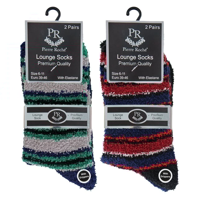 Calcetines acogedores gruesos para hombres Sock Snob (paquete de 4): Los calcetines acogedores gruesos para hombres de Sock Snob son la elección perfecta para aquellos que necesitan un poco de calor y comodidad extra en su vida. Estos lujosos calcetines para cama, suaves, gruesos y esponjosos, mantendrán tus pies cómodos en casa, sin importar cuán frío esté afuera. Ideales para mantener tus pies calientes durante los meses de invierno, estos suaves y esponjosos calcetines tienen antideslizantes en la suela para prevenir resbalones y caídas en superficies de madera dura, proporcionando un agarre adicional. Gruesos y súper cálidos, estos calcetines son perfectos para el clima frío. Han sido diseñados con un tejido más grueso para garantizar que sean duraderos y resistan un uso repetido. Póntelos después de un largo día y pasa una velada relajándote en casa. Estos calcetines vienen en 3 combinaciones de colores diferentes, así que puedes elegir el par perfecto para ti: Gris/Azul, Negro/Rayas Naranjas y Azul/Rayas Rojas. También serían un excelente regalo para el hombre en tu vida, dándole comodidad y calor adicionales. Estos calcetines para hombres vienen en 4 pares por paquete y están disponibles en 3 opciones de color. Están hechos de: 98% Poliéster y 2% Elastano, son de talla única para hombres: 6-11 UK (39-45 EUR, 7-12 US) y son completamente lavables a máquina. Detalles adicionales del producto: Calcetines acogedores para hombres 4 pares por paquete Calcetines de cama esponjosos Antideslizantes Gruesos y cálidos Hechos para el invierno Perfectos para relajarse en casa 3 opciones de color Talla única para hombres: 6-11 UK