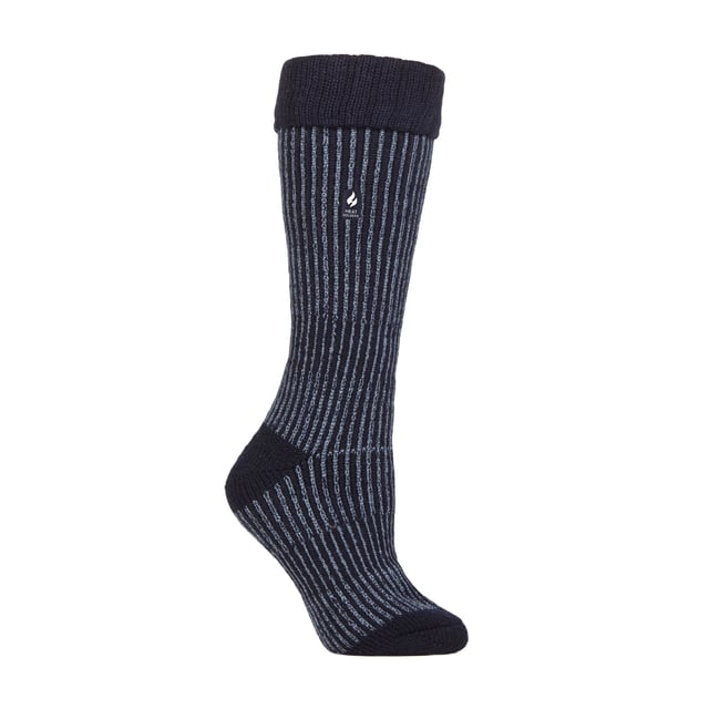 Calcetines térmicos para botas Heat Holders para mujeres: Hilo Heat Holders - Nuestro hilo térmico desarrollado especialmente proporciona un alto rendimiento en aislamiento contra el frío con capacidades superiores de transpiración de humedad. Bucles Heat Holders - La innovadora tecnología de tejido produce nuestra exclusiva y extra larga felpa de bucles para retener más aire caliente, aumentando la calificación TOG. Cepillado Heat Holders - Finalmente, nuestro proceso de cepillado experto maximiza la cantidad de aire caliente que se mantiene dentro de cada calcetín para ofrecer una calidez total y comodidad durante todo el día. ¡Los calcetines Heat Holders están científicamente probados para ser más de 7 veces más cálidos que un calcetín básico de algodón! La calificación TOG de Heat Holders es de 2.34, mientras que un calcetín básico de algodón solo mide 0.33 Tog. Calcetines para botas Heat Holders - Estos calcetines son absolutamente perfectos para cuando tienes que pasar esos fríos días de invierno al aire libre, ya sea que uses botas de agua o botas, estos calcetines se ajustarán perfectamente.