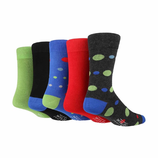 Wild Feet Men’s 5 Pack Bamboo Jacquards Socks: Wild Feet are a great choice if you’re after quality, traditional colours as well as some classic striped patterns for your feet. If you’re looking for a softer dress sock then these are the ideal ones for you!. These socks are made from a rich Viscose from Bamboo material which makes them very breathable, naturally moisture wicking and some of the softest socks you’ll ever wear!. These socks would be ideal for everyday wear or for the working day. They could even make a great gift for someone that you know needs an upgrade on their sock drawer with the amazing comfort that they provide. Wild Feet is a range of socks featuring cool designs, bold colours and quirky catchphrases - from pugs and penguins, to lions and llamas! - Choose from a range of styles for men and ladies, from dress to trainer socks. There are even some sporty styles available!. There are 4 variations to choose from with plain and striped patterns per pack. They come in one size Men’s 7-11 UK, are made from 70% Viscose Bamboo 28% Polyester 2% Elastane and are machine washable. Extra Product Details: Men’s 5 Pack Jacquards Socks Viscose Bamboo Fibre 4 Style Choices Super Soft & Comfy A Great Gift Ideal For Everyday Wear Wild Feet Branded One SIze Men’s 6-11 Machine Washable