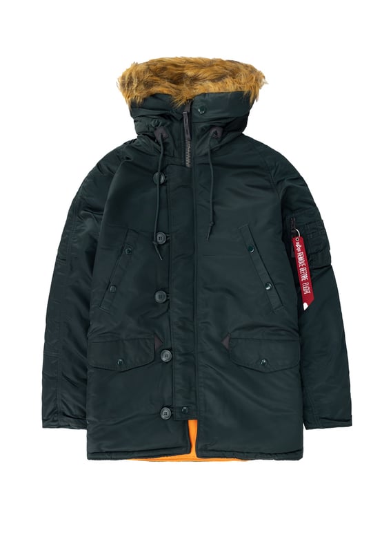 La chaqueta de invierno N3B VF 59 de Alpha Industries es una chaqueta de corte entallado con el "corte vintage de 1959". La chaqueta está confeccionada en resistente nailon Flight.