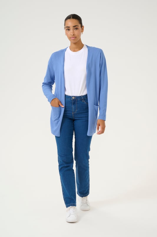 Loose fit,Taille lengte,Lange mouwen  Fijne was 30°, niet bleken, niet in de droger drogen, Liggend laten drogen in de schaduw, koud strijken max. 110° C, Droogreiniging  80% Viscose,20% Nylon