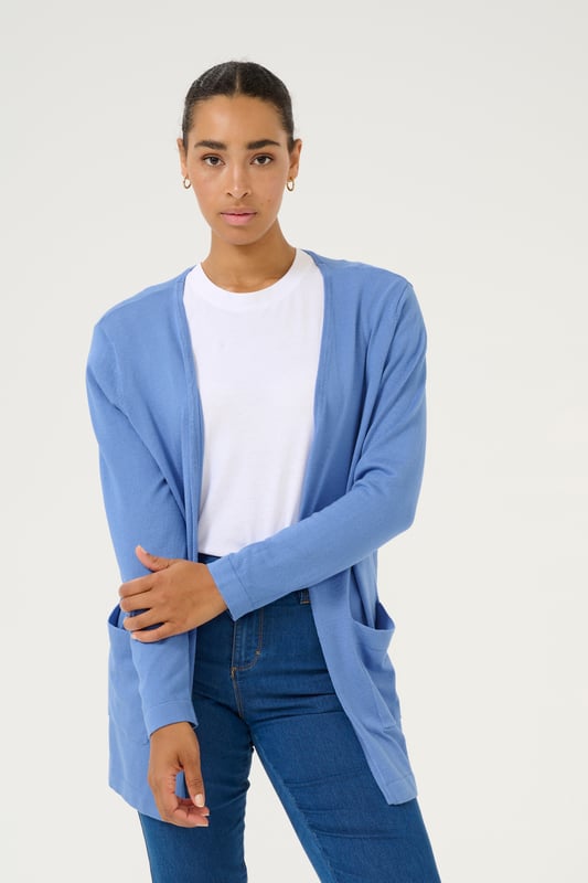 Loose fit,Taille lengte,Lange mouwen  Fijne was 30°, niet bleken, niet in de droger drogen, Liggend laten drogen in de schaduw, koud strijken max. 110° C, Droogreiniging  80% Viscose,20% Nylon