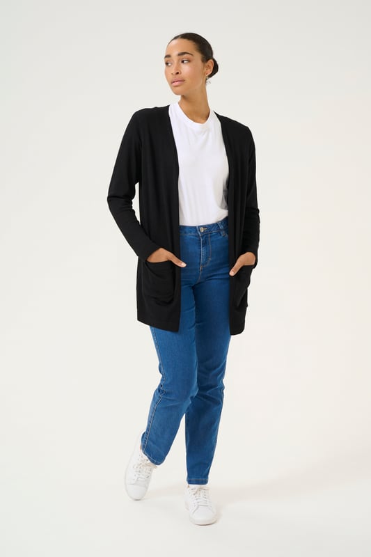Loose fit,Taille lengte,Lange mouwen  Fijne was 30°, niet bleken, niet in de droger drogen, Liggend laten drogen in de schaduw, koud strijken max. 110° C, Droogreiniging  80% Viscose,20% Nylon