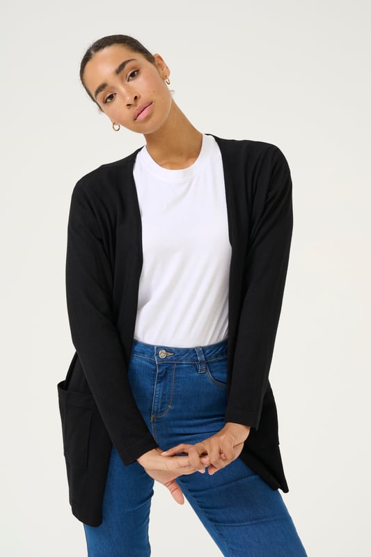 Loose fit,Taille lengte,Lange mouwen  Fijne was 30°, niet bleken, niet in de droger drogen, Liggend laten drogen in de schaduw, koud strijken max. 110° C, Droogreiniging  80% Viscose,20% Nylon