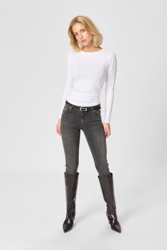 Custom,Slim fit,Halfhoge taille,7/8 lengte,Slim  Fijne was 30°, niet bleken, niet in de droger drogen, koud strijken max. 110° C, Niet droog reinigen  90% Katoen,8% Polyester,2% Elastaan