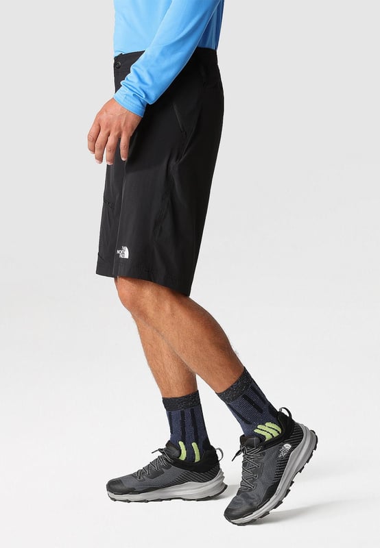 The North Face Men's Speedlight Slim Tapered Shorts are classic softshell all-rounders. - - . Designed for glacier crossing, ridge climbing and other above-the-tree-line alpine activities, they feature a water-repellent treatment to protect you from light showers. - - .  Four-way stretch means you'll be able to move unrestricted when scrambling, and the tough nylon fabric means they can take brushes with rock and other obstacles. - - .  Stash energy bars and other essentials in the leg and side pockets. - - .  Inseam Length: 27 Cm Approx.