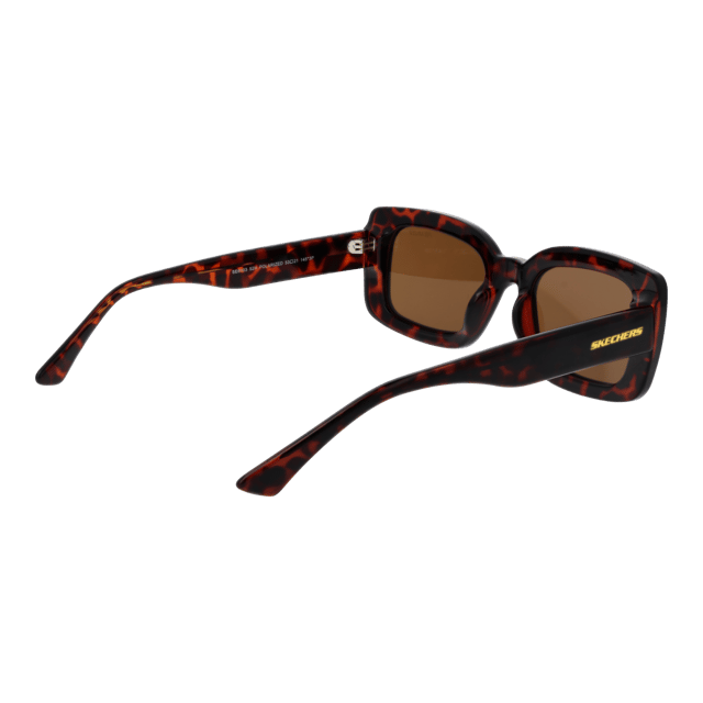 Género: Mujer
Color principal: Tostado
Color del marco: Brown
Material del marco: Plástico
Color de lentes: Oro
Material de lentes: Plástico
Categoría de filtro: 3
Efecto de lentes: Polarizado
Protección: 100% UVA & UVB
Ancho de las lentes: 53
Altura de las lentes: 35
Ancho del puente: 21
Ancho del marco: 145
Longitud de las sienes: 145
Estilo: Rectángulo
Estilo de llantas: Llanta completa
Bisagra de resorte: No
Extra: Sin extra
El envío incluye: Estuche originalsa de gafas original, documentación, paño de limpieza
Country: China