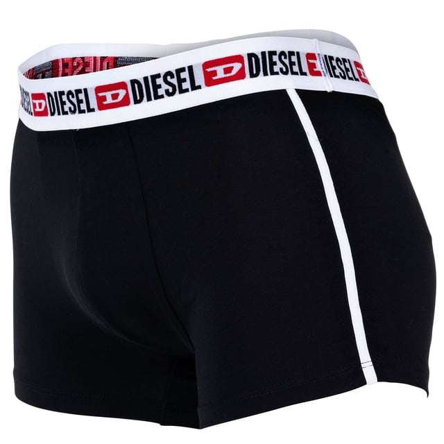 DIESEL Boxershorts im 2er Pack aus elastischer Baumwollmischung. Lässiger Look und sehr hoher Tragekomfort. Mit Logobund und stylischem Kontraststreifen.