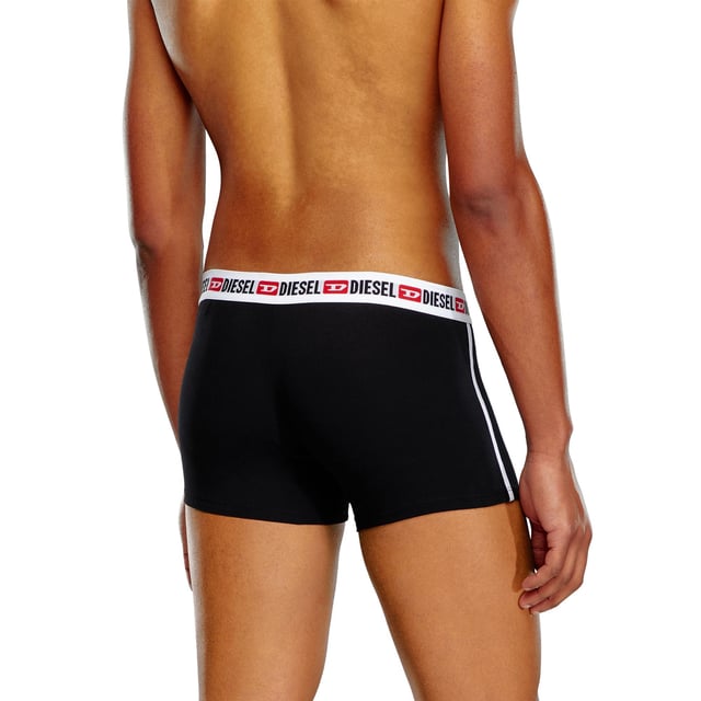 DIESEL Boxershorts im 2er Pack aus elastischer Baumwollmischung. Lässiger Look und sehr hoher Tragekomfort. Mit Logobund und stylischem Kontraststreifen.