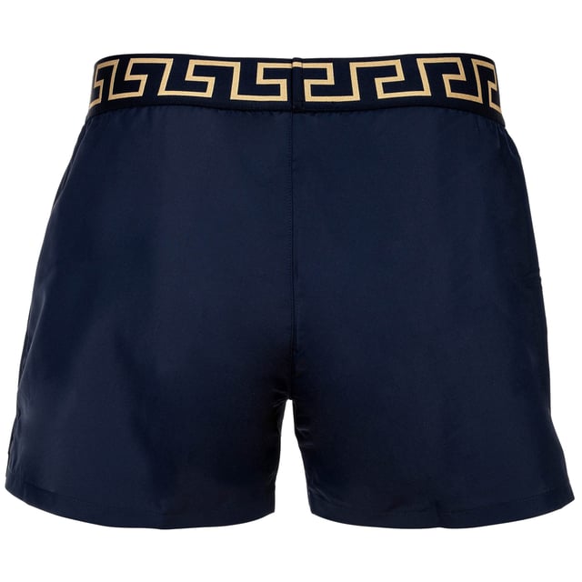 Stylische Badeboxer von der Marke VERSACE. Mit integriertem Mesh-Slip und elastischem Logo-Bund mit Greca-Muster. Bequeme, schnell trocknende Webware.