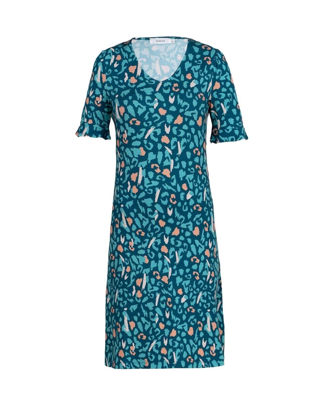 Because everyone loves leopard, we know how important it is to find the world's favourite animal print in the right Colour Profile. The Tilly Dress features a new and improved fit, with slightly fluted sleeves and a soft V neckline.