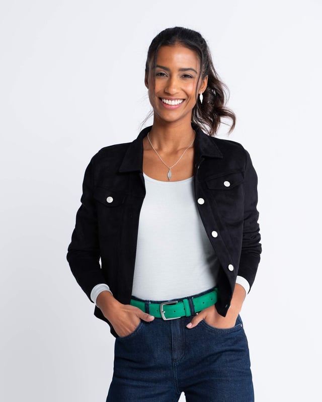 The return of our bestselling style; a lightweight jacket made for layering. Pair with elevated basics and print dresses for an effortless ‘off-duty’ look.