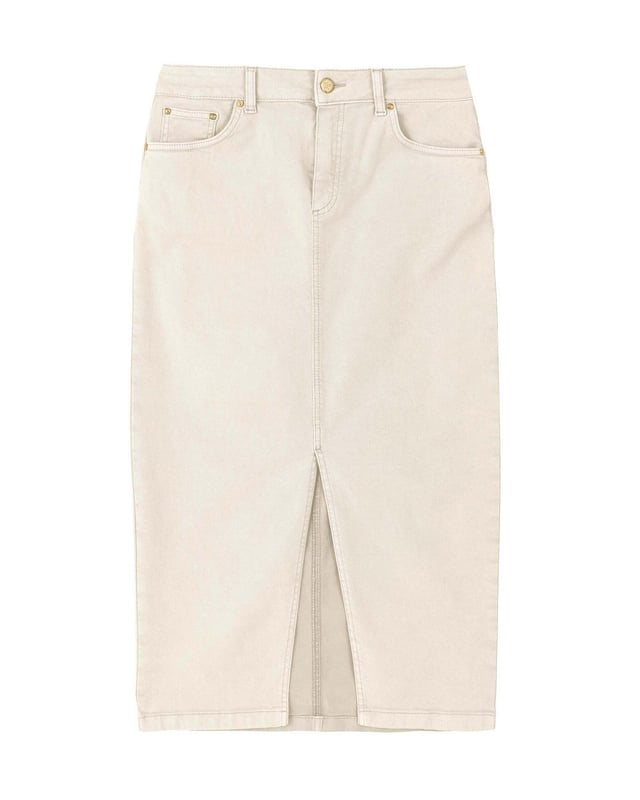 Classic denim with a colourful twist! A stylishmid-length skirt in an ultra-comfortable cotton mix denim, with a touch of elastane for the perfect balance of structure, stretch and style.