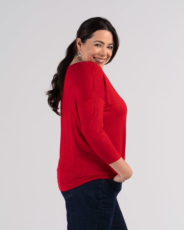 Jenna Top Indulge in effortless elegance with this versatile top crafted from soft viscose slub jersey. The relaxed fit drapes beautifully, creating a flattering silhouette for all body types. Its subtle sheen adds a touch of sophistication, making it perfect for both casual outings and dressier occasions.