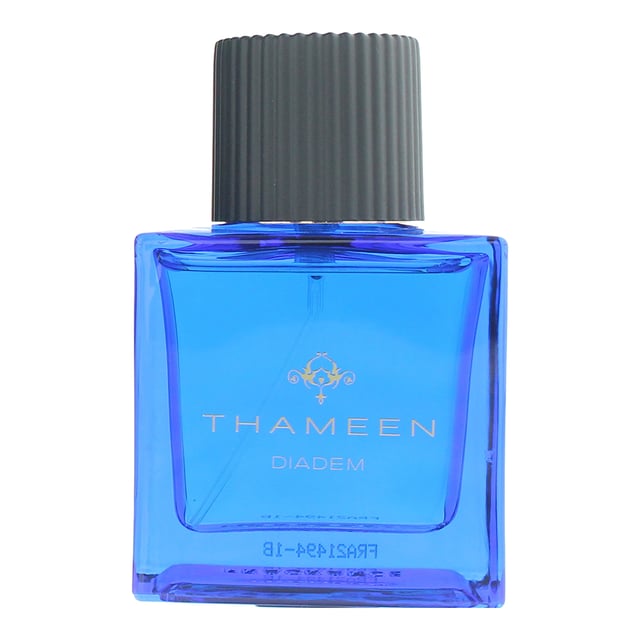 Thameen Diadem Extrait de Parfum 50ml Diadem, launched in 2018, is an Amber fragrance for both men and women by Thameen. Perfect for Fall and Winter, this fragrance can be worn both day and night. Top notes of this fragrance are Olibanum, Lavender and Cardamom. Middle notes of this fragrance are Rose and Saffron with base notes of Patchouli, Amber and Vanilla.