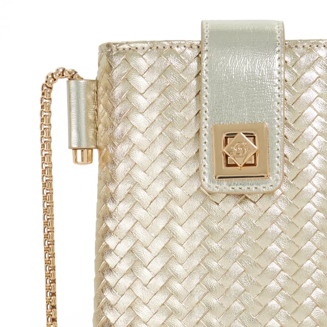 Dune Accessories Keystone - Woven Cross Body Turn Lock Purse Treat yourself to timeless style with the Keystone Cross-Body Bag.Perfectly sized for your small essentials, this versatile micro bag is crafted with a classic woven finish that adds texture and elegance to any outfit. The chic chain strap and gold-tone branding elevate your everyday look, while the signature turn-lock fastening and printed lining provide both function and flair. Compact yet statement-making, Keystone is your go-to companion for effortless sophistication.