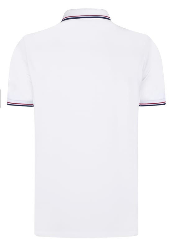 Das Felix Hardy Herren-Poloshirt mit kurzen Ärmeln ist ein zeitloses Kleidungsstück, das Komfort und Stil vereint. Aus einem atmungsaktiven, leichten Stoff gefertigt, bietet es hervorragende feuchtigkeitsableitende Eigenschaften, damit Sie den ganzen Tag kühl und trocken bleiben. Der klassische Polokragen und die Knopfleiste verleihen eine gepflegte, aber legere Optik, ideal für verschiedene Anlässe. Die taillierte Passform sorgt für eine moderne Silhouette, während die kurzen Ärmel und die weiche Textur uneingeschränkte Bewegungsfreiheit bieten. Ob für einen entspannten Ausflug oder eine semi-formelle Veranstaltung – dieses Poloshirt ist eine vielseitige Bereicherung für jede Garderobe.