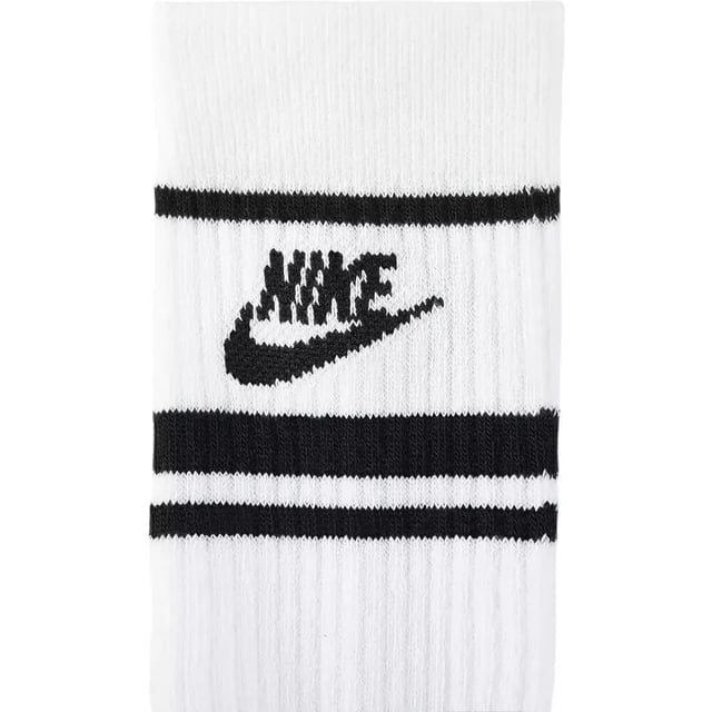 These Nike Men's DX5089 Crew Socks offer versatile comfort for every occasion—whether it’s business, casual, formal, or workwear. Crafted from a breathable blend of 97% polyester and 3% elastane, they’re machine washable and designed for all-season wear. The mid-calf length and Nike's signature Dri-FIT technology ensure all-day comfort and moisture control. Available in packs of 3 or 6 pairs, these socks are an ideal everyday essential for men seeking both style and performance.