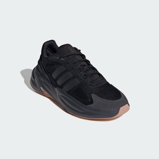 These old-school adidas running shoes get updated with a mix of lightweight materials and an of-the-moment chunky rubber outsole. And the inside is on point too, with Cloudfoam cushioning that feels comfy even when you're flat-out busy. 3-Stripes and low-key adidas graphics provide the finishing touches.  - Regular fit - Lace closure - Textile upper - Cloudfoam midsole - Textile lining - Rubber outsole - Upper contains a minimum of 50% recycled content  Shipped by adidas