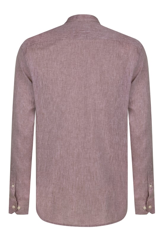 Das Felix Hardy Herren Basic-Hemd – ein zeitloses Essential für jede Garderobe. Gefertigt aus hochwertigem, atmungsaktivem Stoff bietet dieses Hemd ultimativen Komfort und einen gepflegten Look. Dank seines schlichten, minimalistischen Designs mit klassischem Kragen und durchgehender Knopfleiste ist es sowohl für legere als auch formelle Anlässe vielseitig einsetzbar. Die taillierte Passform sorgt für eine elegante Silhouette, während das leichte Material ganztägigen Tragekomfort gewährleistet. Ob lässig mit Jeans oder elegant mit Stoffhosen kombiniert – dieses Basic-Hemd ist die perfekte Grundlage für mühelosen Stil.
