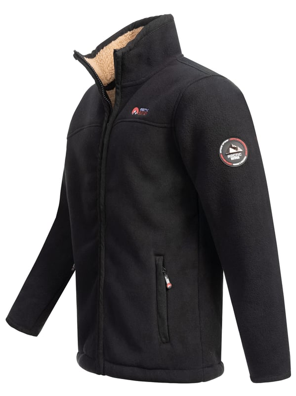 Chaqueta polar Arctic Seven para hombre – Negro Chaqueta polar para hombre Arctic Seven: cálida y duradera con forro de piel de peluche
Esta cálida chaqueta polar para exteriores de Arctic Seven ofrece la combinación perfecta de comodidad y funcionalidad. Gracias a la tecnología DRY-TEX 3000, te mantiene agradablemente abrigado sin restringir la libertad de movimiento, ideal para los días frescos de otoño, invierno o actividades al aire libre.
Cálido y duradero, perfecto para los días fríos
Totalmente forrado con suave piel de peluche en el interior
El cuello alto y reforzado protege contra el viento y el frío
Bolsillos laterales con cremallera y forro polar para calentar las manos
Cremallera robusta y de longitud completa
Cintura elástica interna para un ajuste perfecto
Letras y logotipo bordado en el pecho, logotipo de alta calidad en la parte superior del brazo
Material:
Tejido exterior: 100% poliéster
Forro: 100% poliéster (piel de peluche)