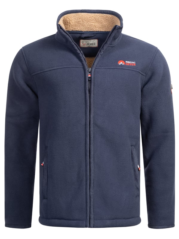 Arctic Seven fleecejack voor heren - warm en duurzaam met voering van teddybont
Dit warme outdoor fleecejack van Arctic Seven biedt de perfecte combinatie van comfort en functionaliteit. Dankzij de DRY-TEX 3000-technologie houdt hij je aangenaam warm zonder de bewegingsvrijheid te beperken - ideaal voor koele herfstdagen, winter of buitenactiviteiten.

Warm en duurzaam, perfect voor koude dagen

Volledig gevoerd met zacht teddybont aan de binnenkant

Hoge, versterkte opstaande kraag beschermt tegen wind en kou

Zijzakken met rits & fleece voering voor warme handen

Robuuste ritssluiting over de hele lengte

Elastische tailleband aan de binnenkant voor een perfecte pasvorm

Belettering en logo geborduurd op de borst, hoogwaardig logo op de bovenarm

Materiaal:

Stof buitenkant: 100% polyester

Voering: 100% polyester (teddybont)
