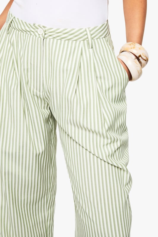 Stripe Wide Leg Trousers Trousers are a more sophisticated alternative to skinniesTrousers take on a realxed silhouette for the new season, with sports tailoring setting the trends and the wide leg one to watch. Pick printed palazzo pants for a dramatic day time look and tone down with a basic tee, or go for androgynous appeal in tapered man pants and wear with worn-in trainers for a trend-led twist.