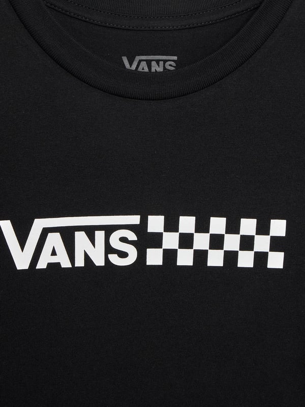 The Vans Chalkboard Relaxed Tee Dress offers effortless style and laid-back comfort in one versatile piece. Made from soft, breathable 100% cotton, this relaxed-fit t-shirt dress features short sleeves, a classic crew neckline, and a minimalist Vans logo graphic on the chest for a clean, understated look. Its loose silhouette makes it perfect for easy everyday wear, whether you're out on the go or lounging in comfort. Key Features: Soft and breathable 100% cotton fabric Relaxed fit for a laid-back, casual vibe Classic crew neck and short sleeves Subtle Vans Chalkboard-style logo graphic on the chest Versatile t-shirt dress design that pairs effortlessly with sneakers or sandals Perfect for sunny days, layering, or street-inspired styling, the Vans Chalkboard Tee Dress delivers comfort and timeless cool in a simple silhouette.