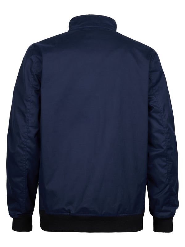 Petrol Industries - Bomberjacke Florida Herren - Blau Diese Bomberjacke hat eine normale Passform und kombiniert klassischen Stil mit einem coolen Look. Perfekt für einen lässigen, aber stylischen Look! Hergestellt aus 47 % Polyester, 45 % Baumwolle und 8 % Nylon. Normale PassformMetall-Reißverschluss 47 % Polyester, 45 % Baumwolle und 8 % NylonInnenfutter hergestellt aus 100 % recyceltem Polyester