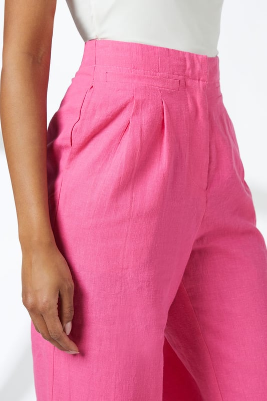 Crafted from a breathable linen-cotton blend fabric, perfect for warm-weather comfort
        Straight leg silhouette offers a timeless, flattering fit that complements all body types
        High-rise waistband with front pleating detail creates a polished, structured look
        Practical side pockets provide convenient storage for small essentials
        Versatile full-length design that works beautifully with both casual and smart-casual outfits
    
    These Principles straight leg trousers showcase the natural texture of linen for effortless daytime sophistication. The relaxed straight cut creates a clean silhouette while allowing comfortable movement throughout the day. Style with the matching peplum top as shown for a coordinated summer ensemble, or pair with a simple t-shirt and trainers for a more casual approach. The breathable fabric makes these trousers ideal for family gatherings, weekend brunches, or casual office environments. For a polished daytime look, team with a crisp white blouse and flat sandals, adding a structured tote bag to complete the outfit. These trousers transition beautifully from spring through autumn when layered appropriately, making them a versatile addition to your wardrobe.