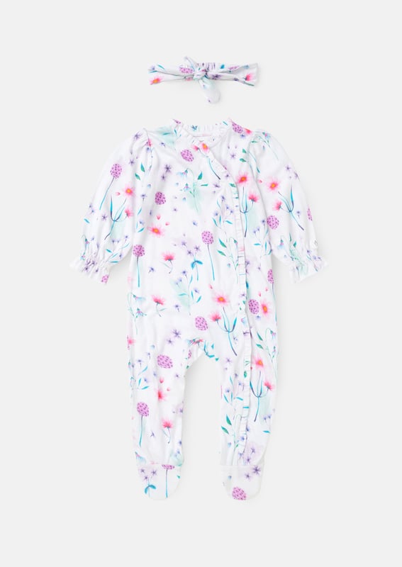 Bloomin' cute! This charming floral print babygrow with soft gathered cuffs and matching headband is the perfect pick for your little bud to blossom in comfort and style.